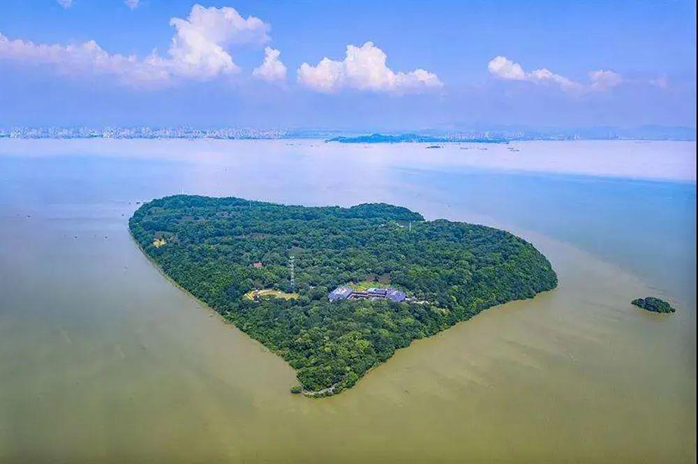 洞庭湖旅游_洞庭湖在哪_洞庭湖鱼排